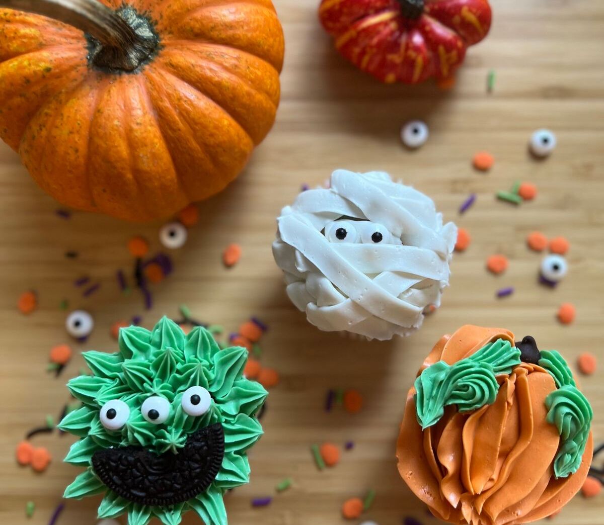 Learn to Decorate Spooky Cupcakes at From the Boot!